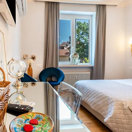 Apartamento Royal Retreat *