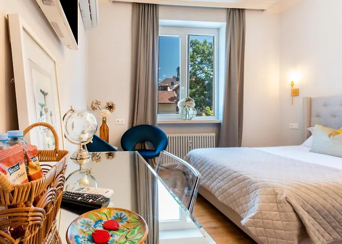 Apartamento Royal Retreat *